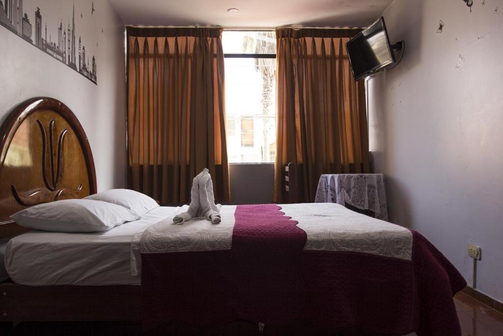 Hostal Las Fresas Lima Airport Callao Exterior photo
