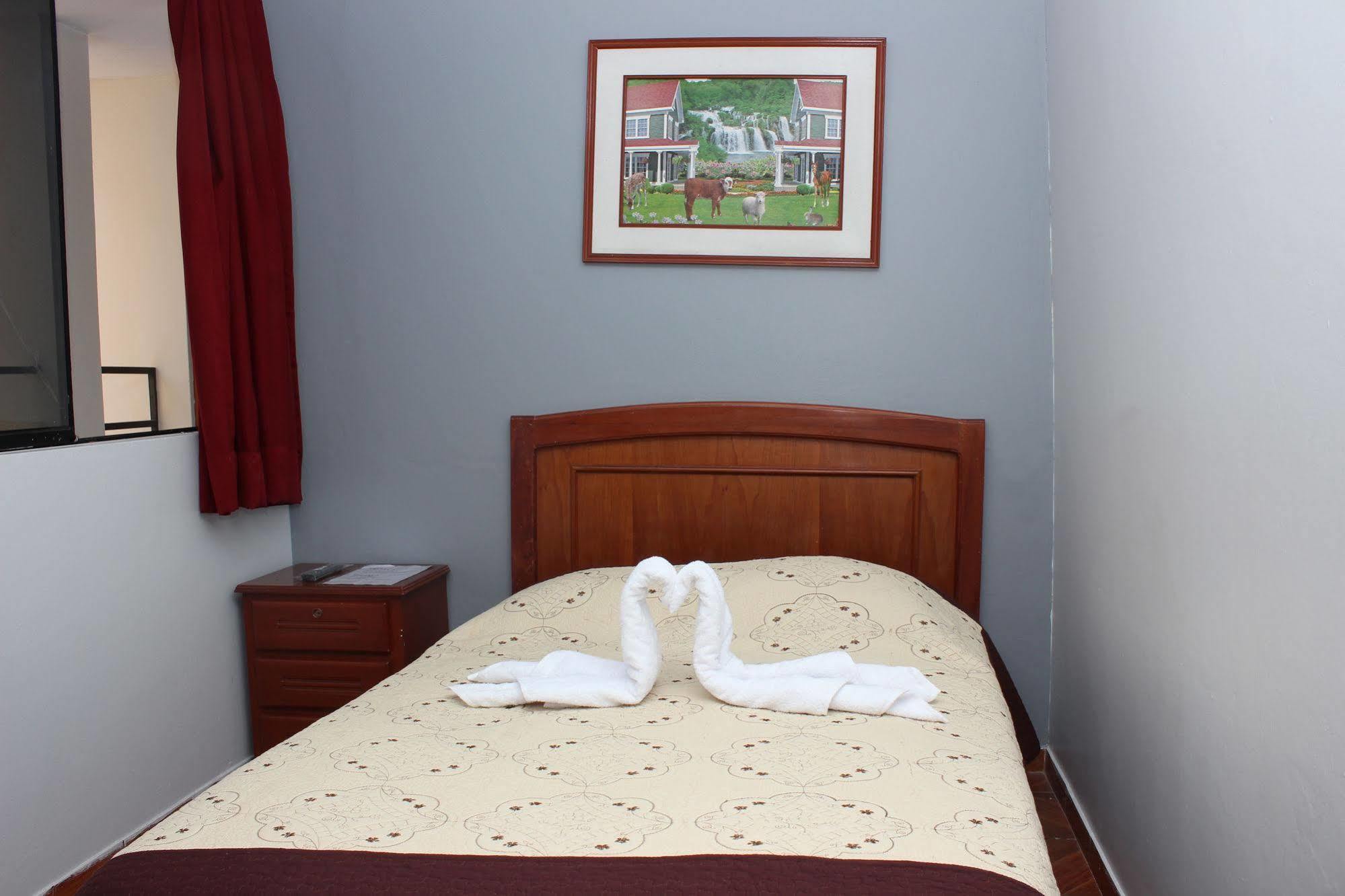Hostal Las Fresas Lima Airport Callao Exterior photo