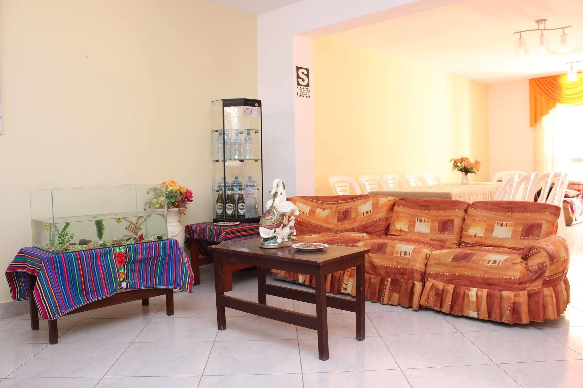Hostal Las Fresas Lima Airport Callao Exterior photo