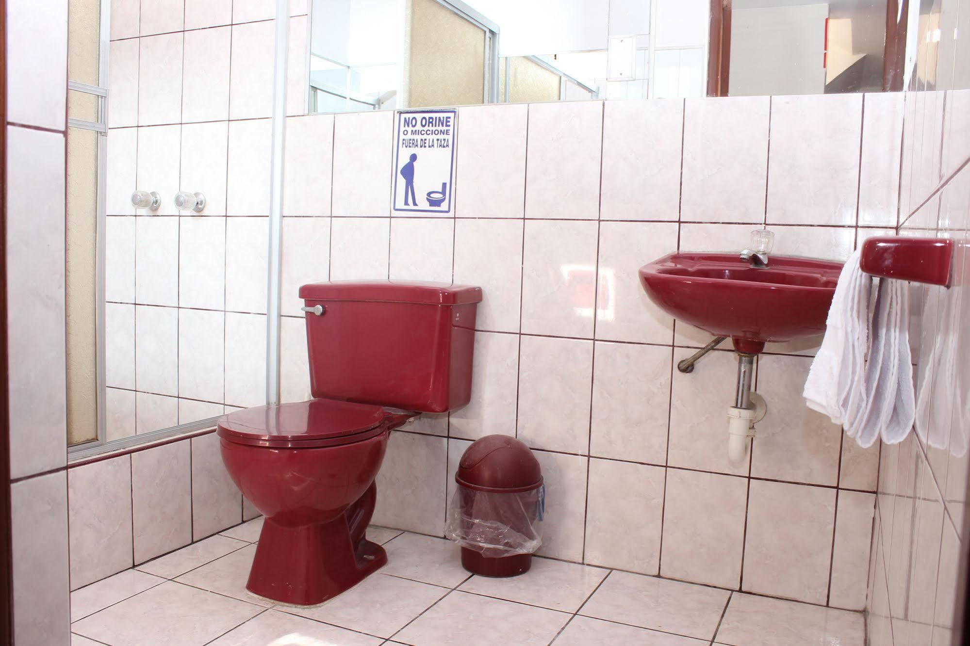 Hostal Las Fresas Lima Airport Callao Exterior photo