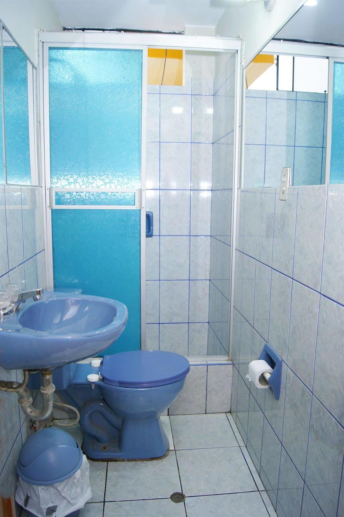 Hostal Las Fresas Lima Airport Callao Exterior photo